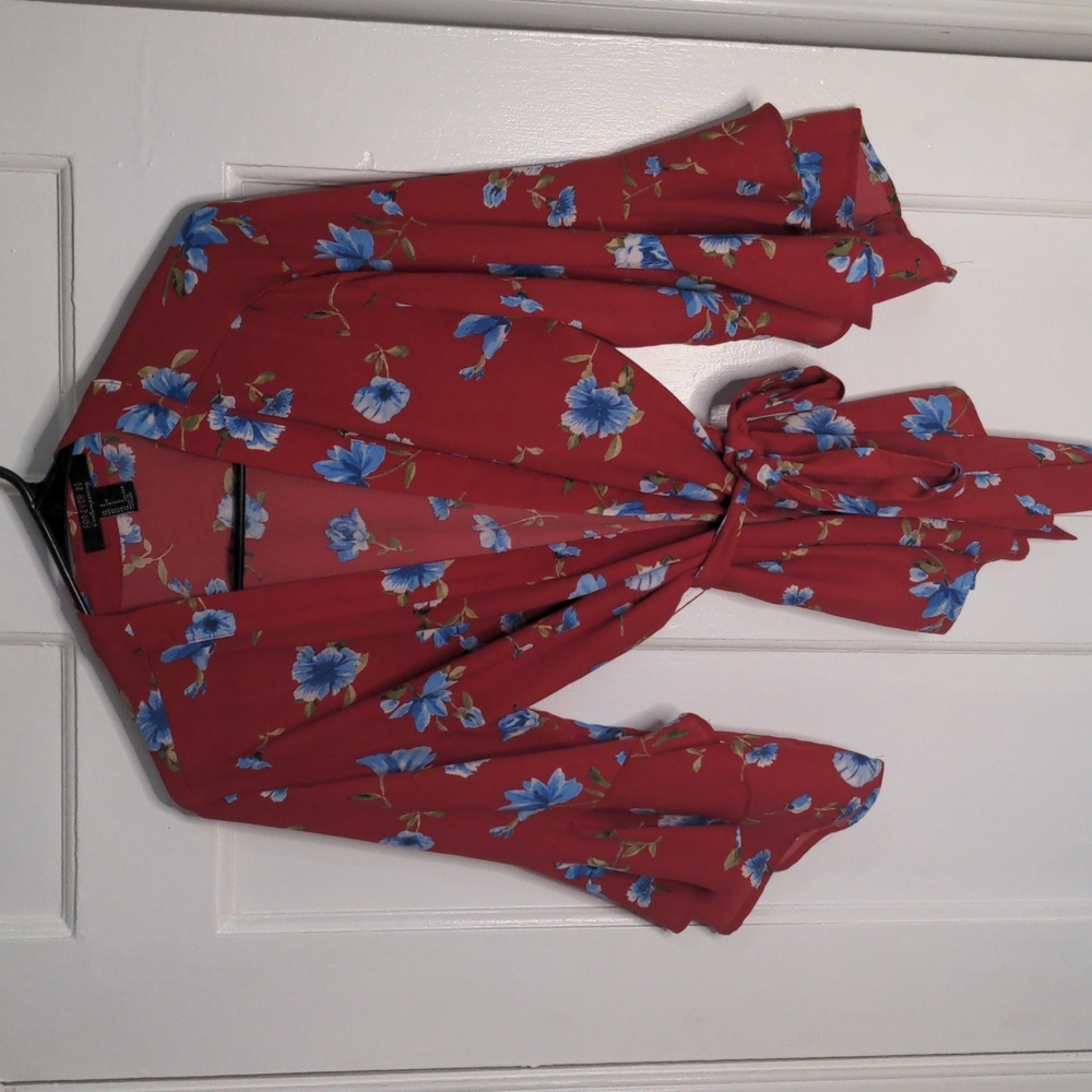 Forever 21 red floral kimono with tie